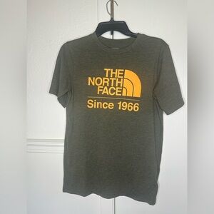 The North Face Men's Olive T-Shirt Boys XL